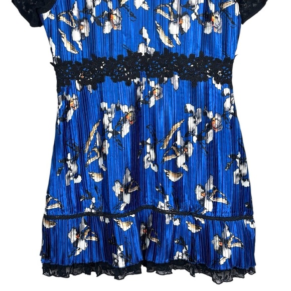 FOXIE DOX CARMELLA BLUE FLORAL PLEATED LACE MINI DRESS - Picture 8 of 14